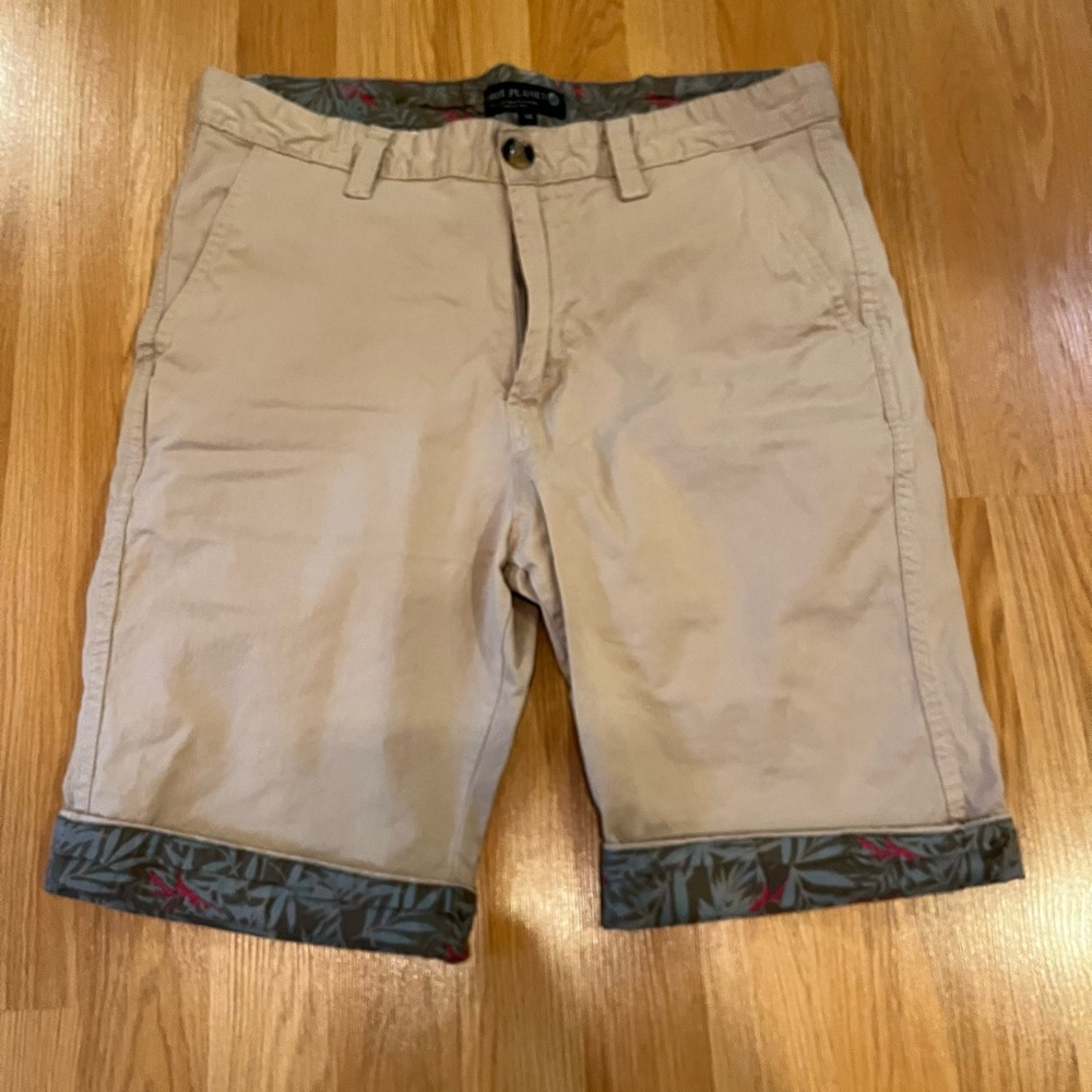 Free planet tan shorts